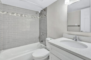 Luxury Condo Near Huntington Metro